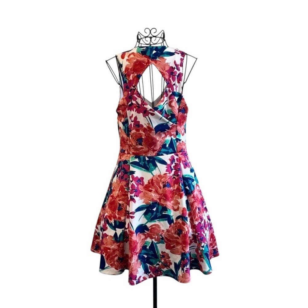Charlotte Russe Multicolor Dress for Women - Picture 4 of 6